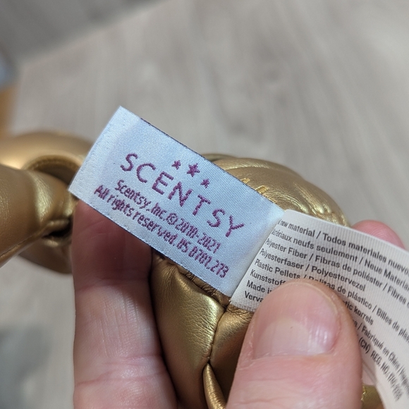 Star Wars Scentsy Buddy Clip C-3PO - Picture 6 of 7